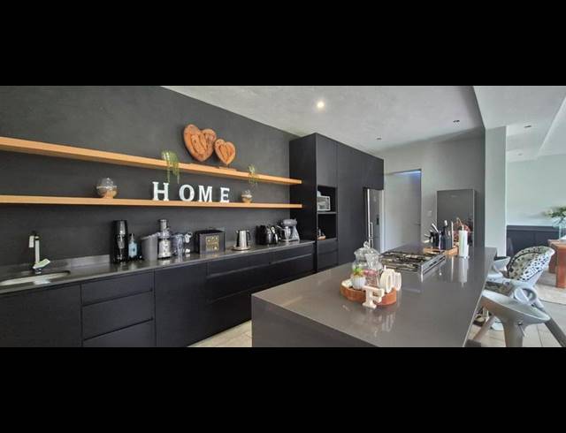 4 BEDROOM PROPERTY TO RENT IN MIDSTREAM RIDGE